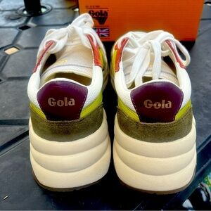 Worn once briefly & just too big.